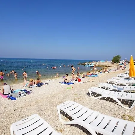 In With Balcony, Air Conditioning, Wifi, Washing Machine 4928-10 * Porec